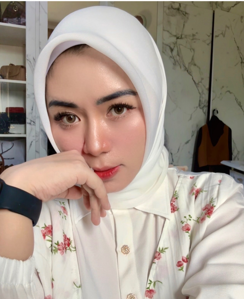 MENJADI ISTRI PENGACARA KONTROVERSIAL ,DIANA ROSSIDAH SPd.,MPd PERSIAPKAN MENTAL,