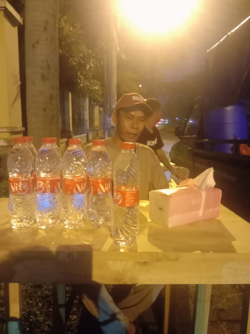 GORESAN TINTA FIRDAUS OIWOBO BERJUDUL